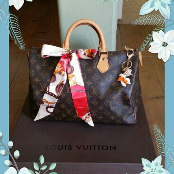 Louis Vuitton Handbags - 🎉🌸NEW YEAR SALE🌸🎉AUTH Vintage LV Speedy 35